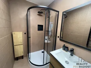 Pronájem bytu 3+1, Jihlava, Březinova, 74 m2