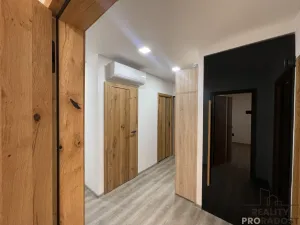 Pronájem bytu 3+1, Jihlava, Březinova, 74 m2