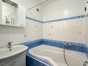 Prodej bytu 2+1, Opava - Předměstí, Hobzíkova, 58 m2