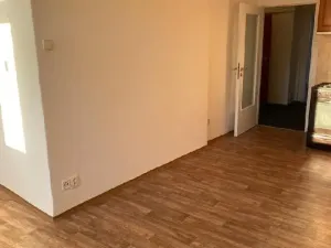 Pronájem bytu 2+kk, Praha - Vysočany, Freyova, 65 m2