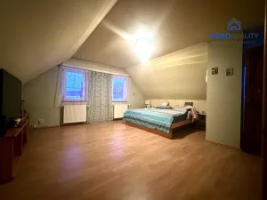 Prodej rodinného domu, Toužim - Bezděkov, 236 m2