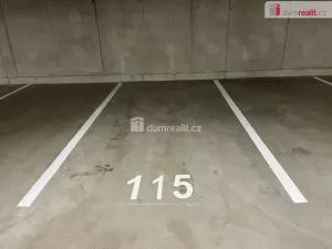 Pronájem garáže, Olomouc, Aloise Rašína, 15 m2