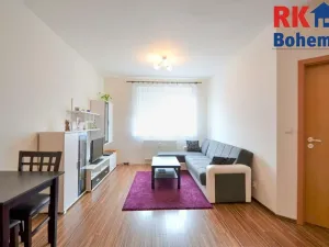 Pronájem bytu 2+kk, Šestajovice, Komenského, 46 m2
