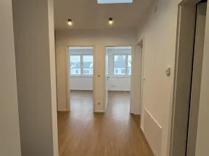 Pronájem bytu 3+kk, České Budějovice, Šroubárenská, 63 m2