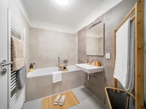 Prodej bytu 3+kk, Holubice, 81 m2