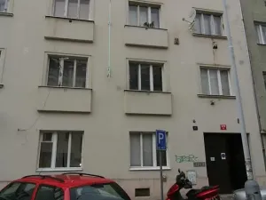 Pronájem bytu 1+kk, Praha - Nusle, Žateckých, 29 m2