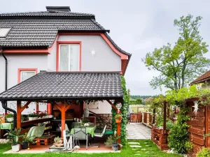 Prodej obchodního prostoru, Suchdol nad Lužnicí, Pražská, 180 m2