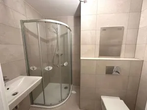 Pronájem bytu 1+kk, Praha - Záběhlice, Choceradská, 39 m2