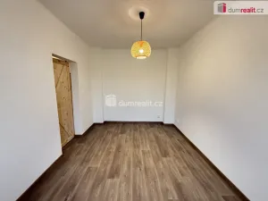 Pronájem bytu 2+kk, Jílové, Mírové nám., 52 m2