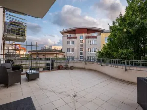 Prodej bytu 2+kk, Praha - Kyje, Pelušková, 44 m2