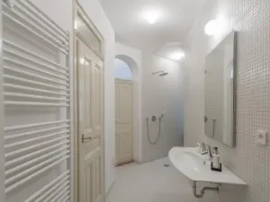 Pronájem kanceláře, Praha - Staré Město, Martinská, 76 m2