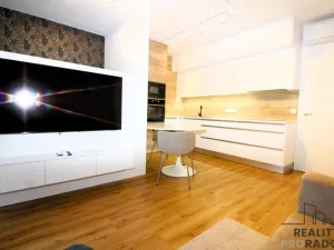 Pronájem bytu 1+kk, Znojmo, Jarošova, 42 m2