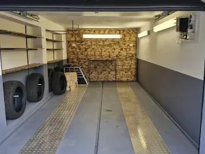 Pronájem garáže, Vrchlabí, 20 m2