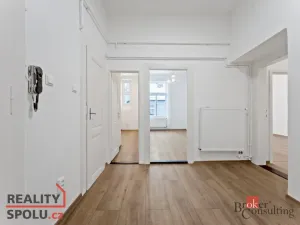 Pronájem bytu 3+1, Praha - Karlín, Sokolovská, 72 m2