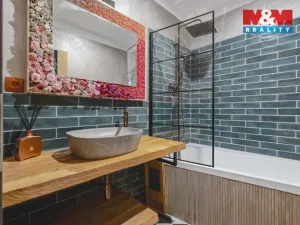 Prodej bytu 4+kk, Klatovy - Klatovy III, Husovo náměstí, 78 m2