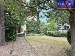 Prodej vily, Praha, Na pískách, 528 m2