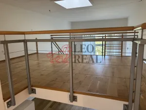 Pronájem atypického bytu, Praha - Lochkov, U sladovny, 85 m2