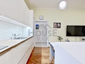 Prodej bytu 3+kk, Praha - Smíchov, Svornosti, 75 m2