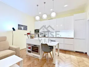 Prodej bytu 3+kk, Praha - Smíchov, Svornosti, 75 m2