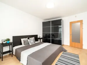 Pronájem bytu 3+kk, Praha - Vinohrady, U Zvonařky, 90 m2
