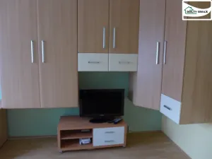 Pronájem bytu 1+1, Cheb, Přátelství, 35 m2