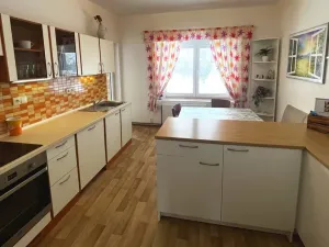 Prodej rodinného domu, Mšené-lázně, Mír. náměstí, 200 m2