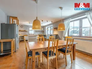 Prodej rodinného domu, Deštné v Orlických horách, 400 m2
