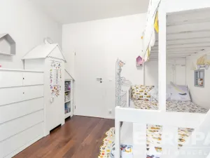 Prodej bytu 3+kk, Praha - Hloubětín, Waltariho, 78 m2