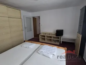 Pronájem bytu 1+1, Opava - Předměstí, Těšínská, 35 m2