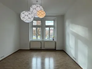 Pronájem bytu 2+kk, Cheb, Svobody, 60 m2