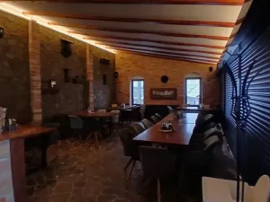 Pronájem restaurace, Velké Pavlovice, Bezručova, 74 m2