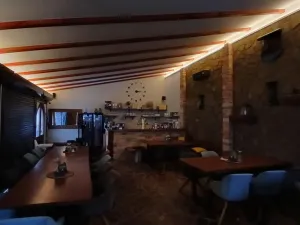 Pronájem restaurace, Velké Pavlovice, Bezručova, 74 m2