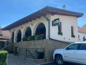 Pronájem restaurace, Velké Pavlovice, Bezručova, 74 m2