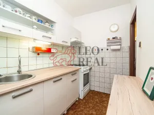 Prodej bytu 3+1, Praha - Lhotka, Štúrova, 69 m2