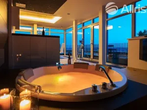 Pronájem atypického bytu, Brno, Majdalenky, 200 m2