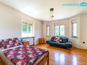 Pronájem rodinného domu, Aš, Březová, 210 m2