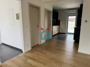 Prodej bytu 3+kk, Praha - Lochkov, K Lahovské, 99 m2