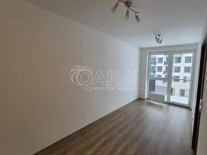 Pronájem bytu 2+kk, Kralupy nad Vltavou, Nádražní, 38 m2