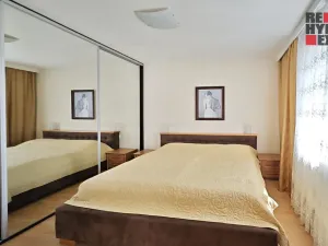 Pronájem bytu 4+kk, Liberec - Liberec VI-Rochlice, Nádvorní, 83 m2