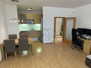 Prodej bytu 2+kk, Praha - Horní Měcholupy, R.A. Dvorského, 64 m2