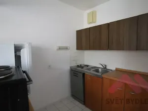 Pronájem bytu 1+kk, Praha - Vysočany, bratří Dohalských, 43 m2