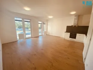 Pronájem bytu 1+kk, Třebíč, Okružní, 40 m2
