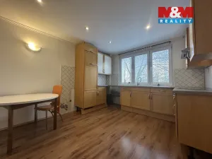 Pronájem bytu 2+1, Chomutov, Blatenská, 60 m2