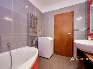 Pronájem bytu 2+kk, Brno, Kopečná, 55 m2