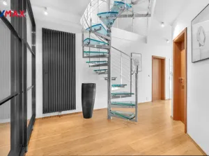 Prodej bytu 5+kk, Praha - Dolní Měcholupy, Za kovárnou, 219 m2