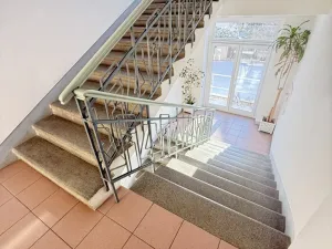 Pronájem bytu 1+kk, Praha - Žižkov, Jeseniova, 26 m2