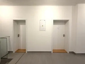 Pronájem kanceláře, Brno - Židenice, Kosmákova, 38 m2