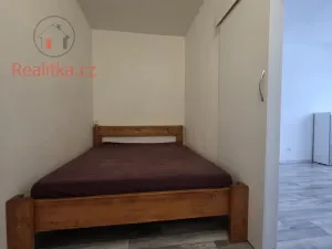 Pronájem bytu 2+1, Tábor, Moskevská, 48 m2