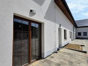 Pronájem bytu 2+kk, Třeština, 56 m2