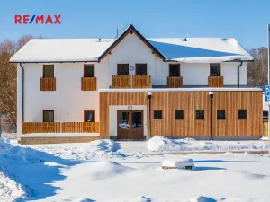 Prodej bytu 2+kk, Svoboda nad Úpou, Nádražní, 56 m2